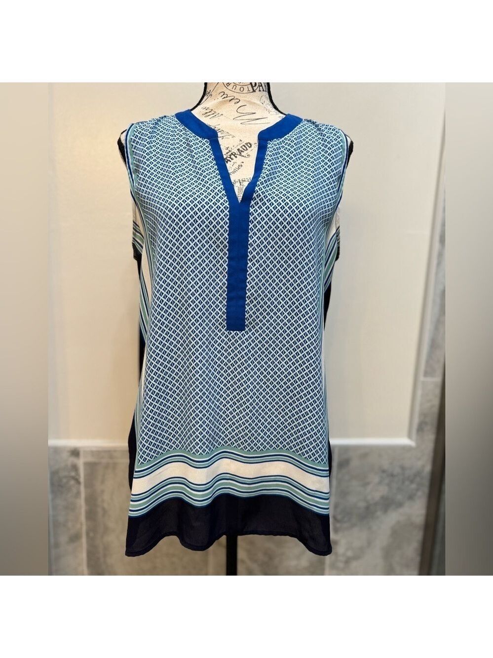 Loft Sleeveless Top Blue White Geometric